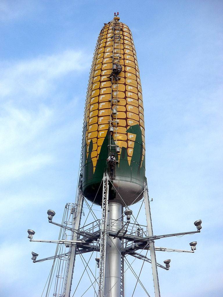 corn_water_tower_Minnesota